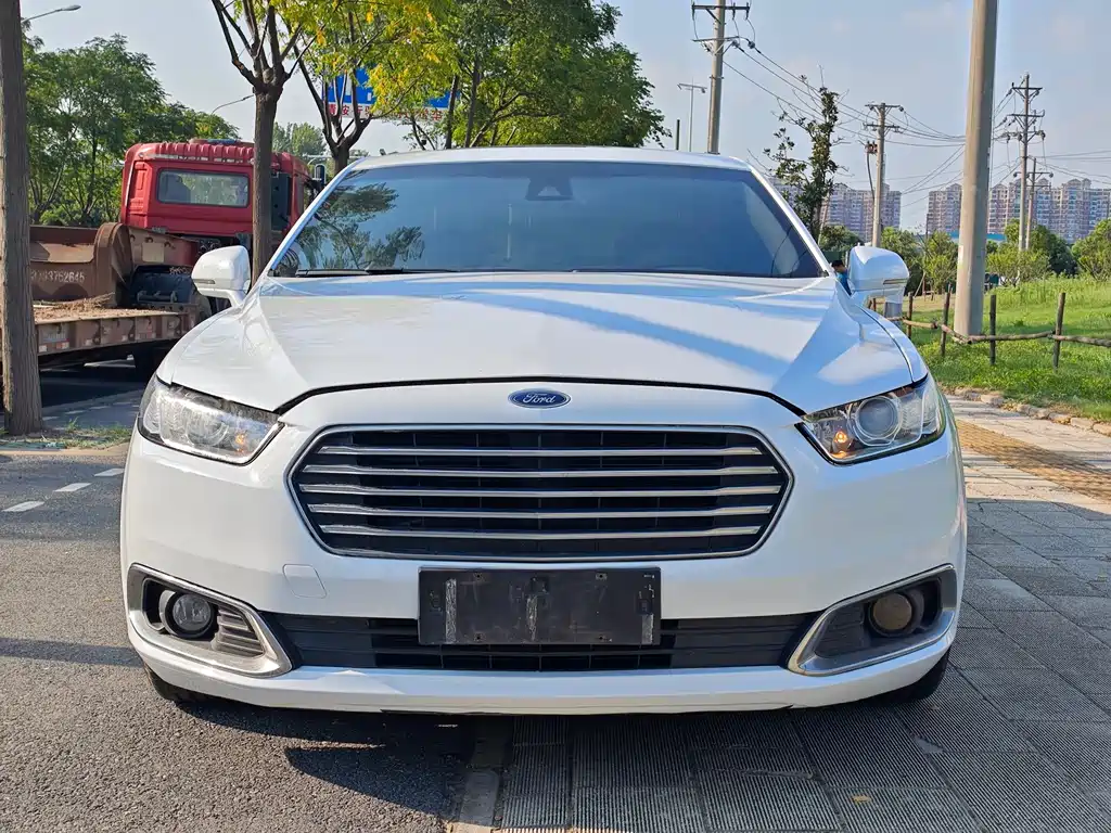 Taurus 2017 EcoBoost 180 Luxury купить на сайте DeffCars