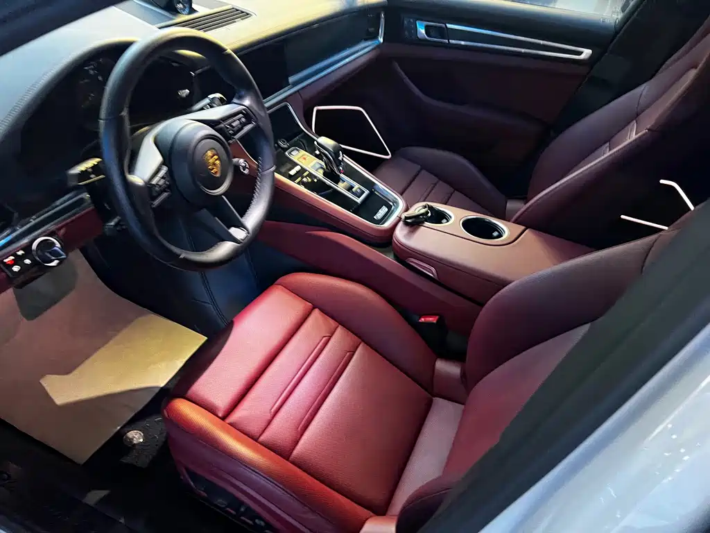 Panamera 2023 Panamera 2.9T Platinum Edition купить на сайте DeffCars
