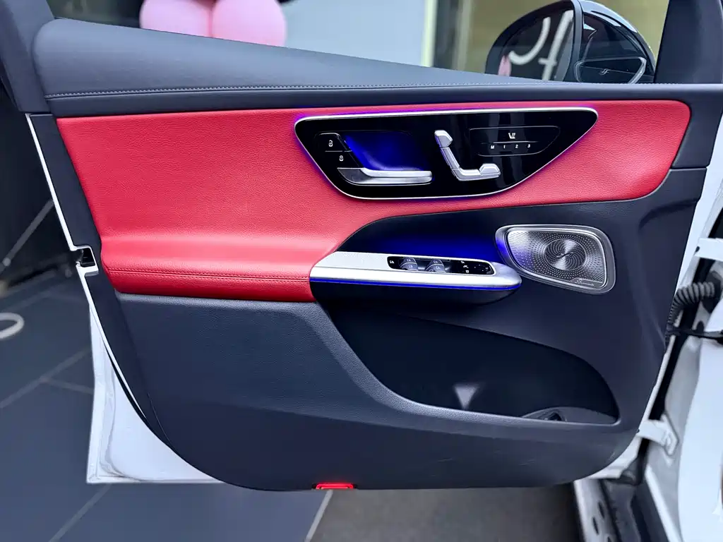 Mercedes-Benz GLC AMG 2025 AMG GLC 43 4MATIC купить на сайте DeffCars