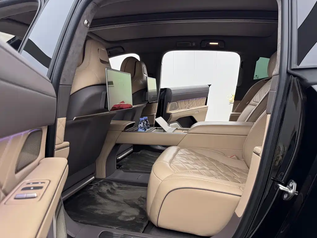 NIO ET9 2025 102kWh Signature Edition купить на сайте DeffCars