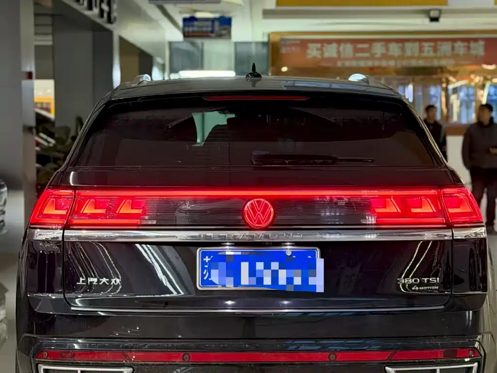 Touron 2023 380TSI four-wheel drive luxury version купить на сайте DeffCars