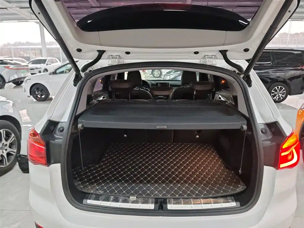 BMW X1 2019 xDrive20Li Exclusive Model купить на сайте DeffCars
