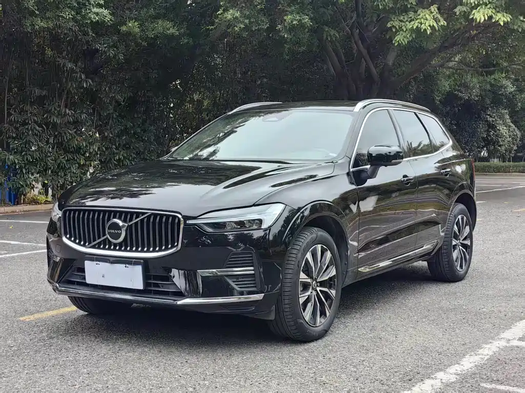 Volvo XC60 2024 B5 four-wheel drive Zhiyuan Deluxe Edition купить на сайте DeffCars