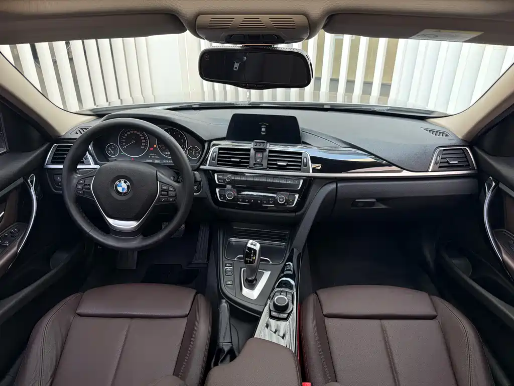BMW 3 Series 2018 320Li Fashion Model купить на сайте DeffCars