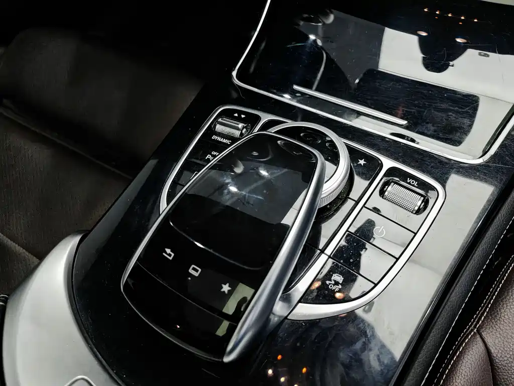 Mercedes-Benz GLC 2016 GLC 200 4MATIC купить на сайте DeffCars