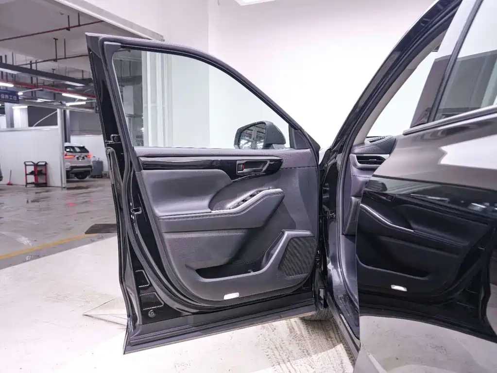 Highlander 2023 2.5L smart electric hybrid dual-engine four-wheel drive elite version 7 seats купить на сайте DeffCars