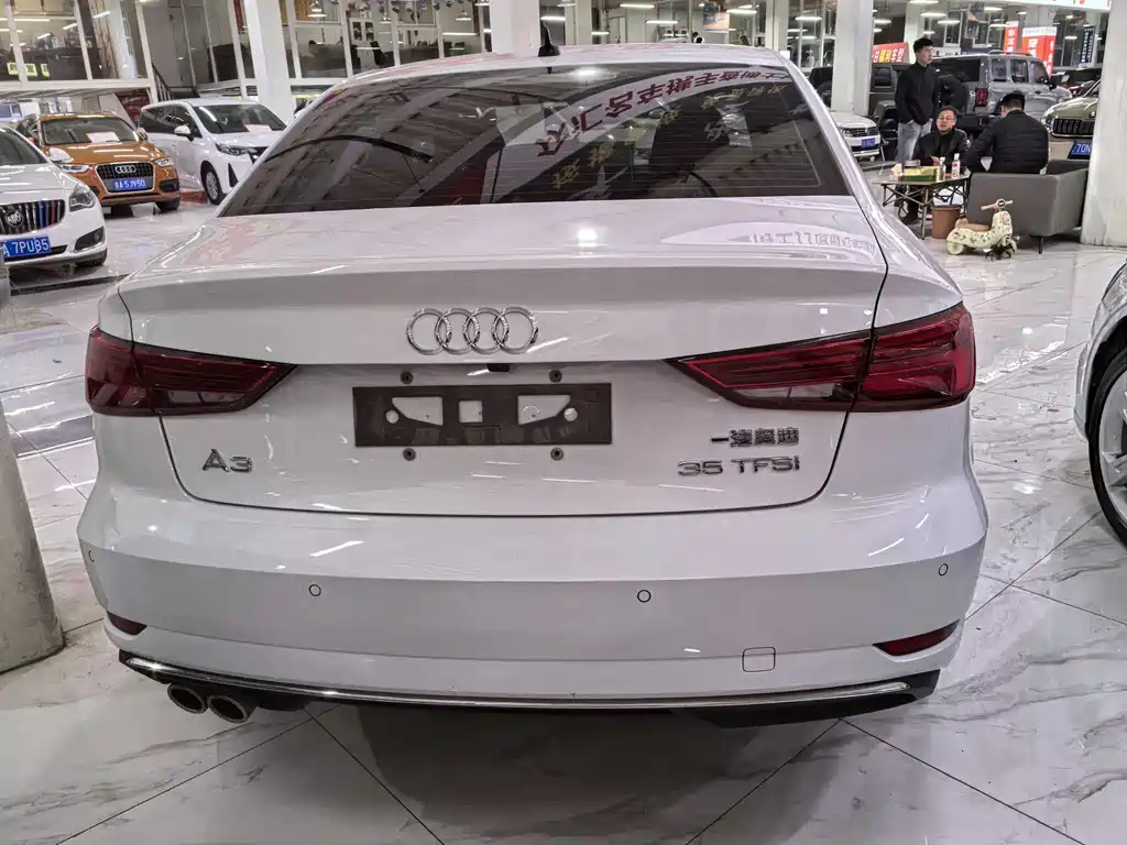 Audi A3 2020 Limousine 35 TFSI Fashion Type National VI купить на сайте DeffCars