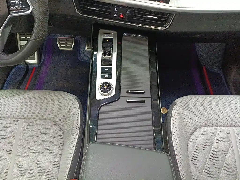 Lanxun 2023 380TSI four-wheel drive R-Line cruise version купить на сайте DeffCars
