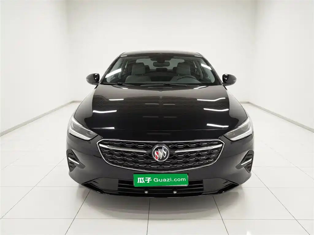 Regal 2023 552T smart model купить на сайте DeffCars