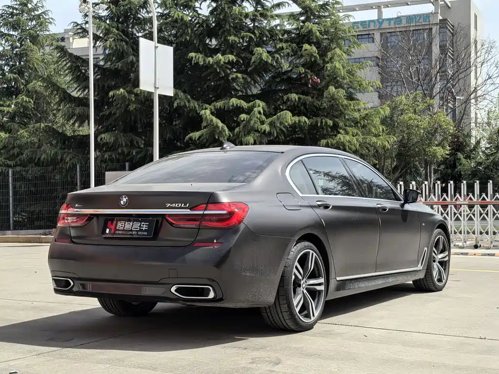 BMW 7 Series 2018 740Li xDrive Exclusive M Sports Package купить на сайте DeffCars