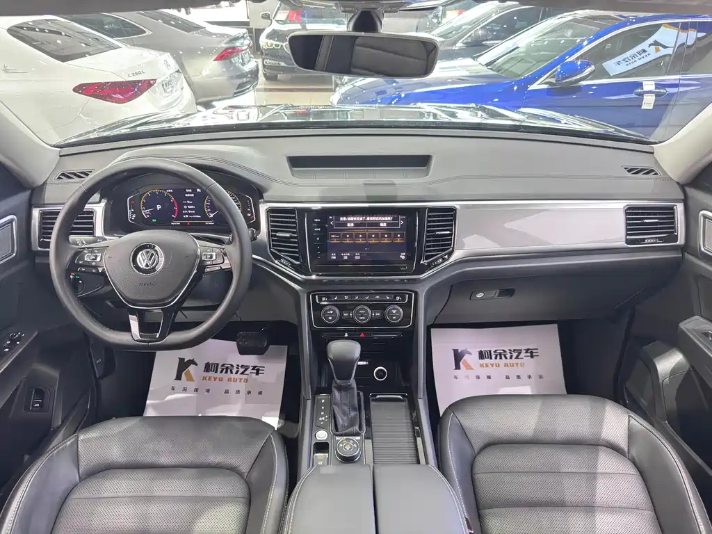 Touron 2020 facelift 380TSI four-wheel drive luxury version купить на сайте DeffCars