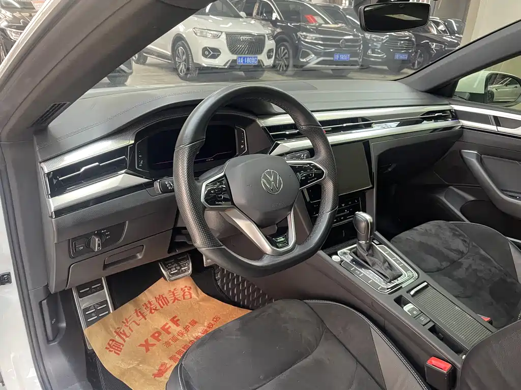 FAW-Volkswagen CC 2021 330TSI Dazzling Edition купить на сайте DeffCars