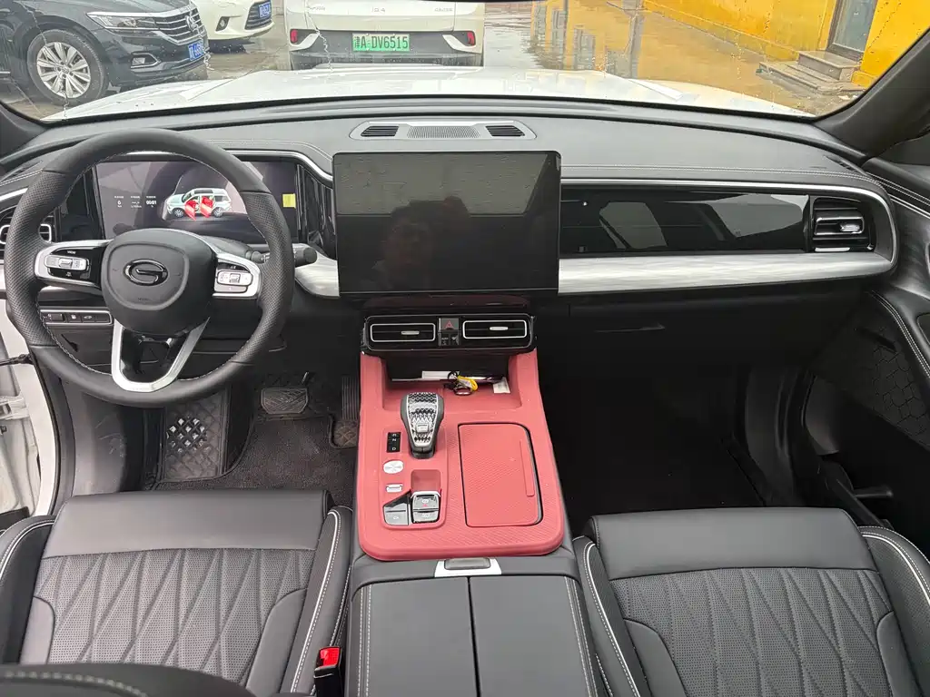 Trumpchi GS8 2025 Pilot Series 2.0TGDI 2WD Deluxe Edition 5 seats купить на сайте DeffCars