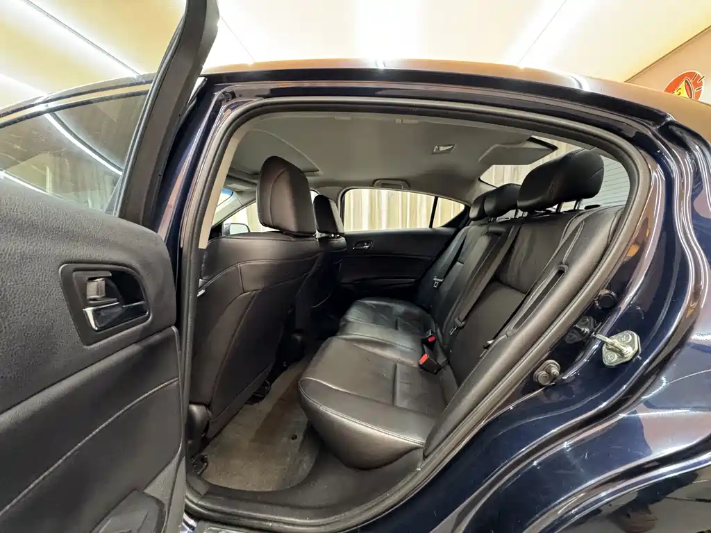 Acura ILX 2013 1.5L Hybrid купить на сайте DeffCars