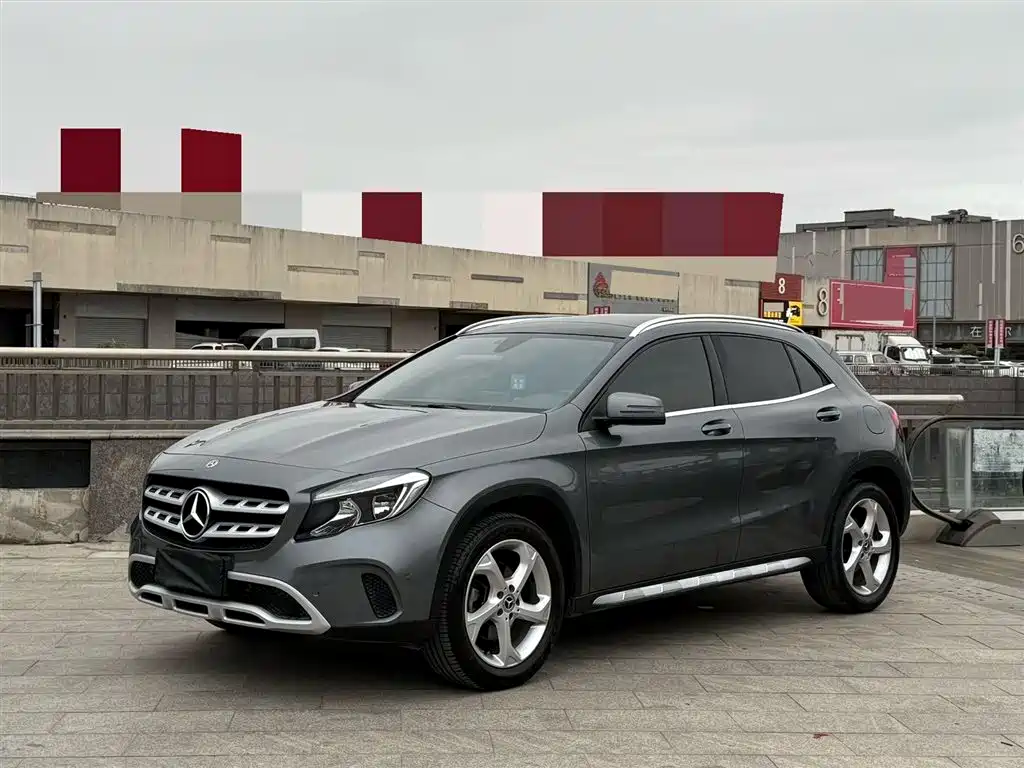 Mercedes-Benz GLA 2018 GLA 200 Dynamic купить на сайте DeffCars