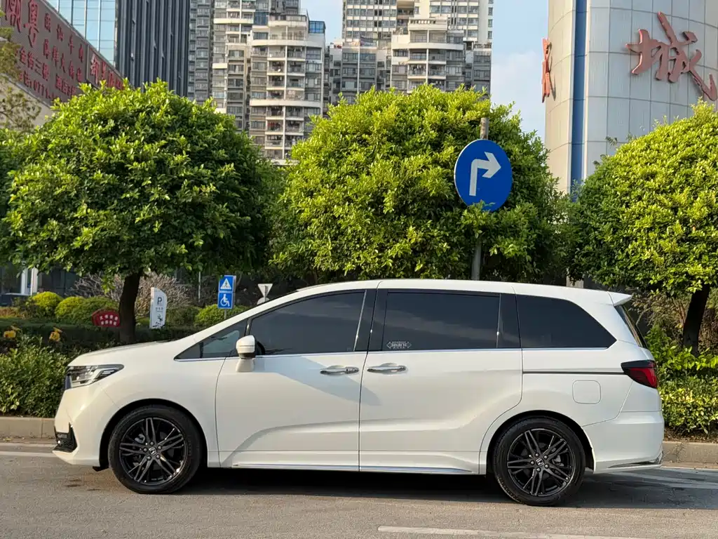 Odyssey 2022 2.0L e:HEV Rui Yaoxiang Edition купить на сайте DeffCars