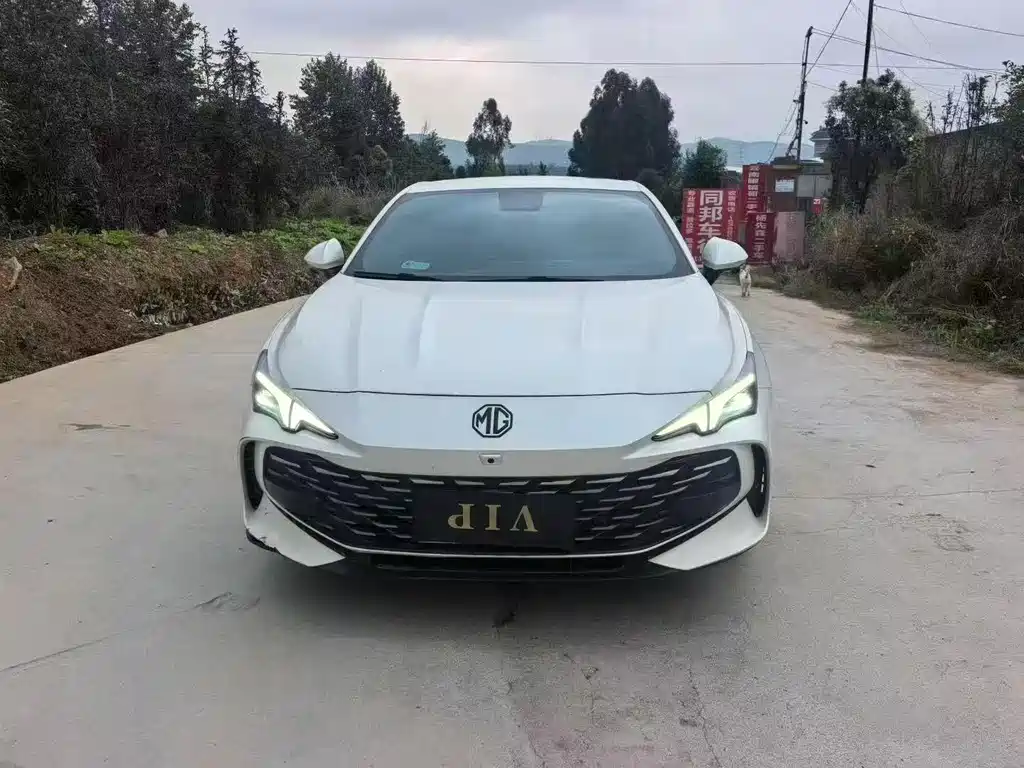 MG7 2023 2.0T Automatic Beauty Hunting Luxury Edition купить на сайте DeffCars