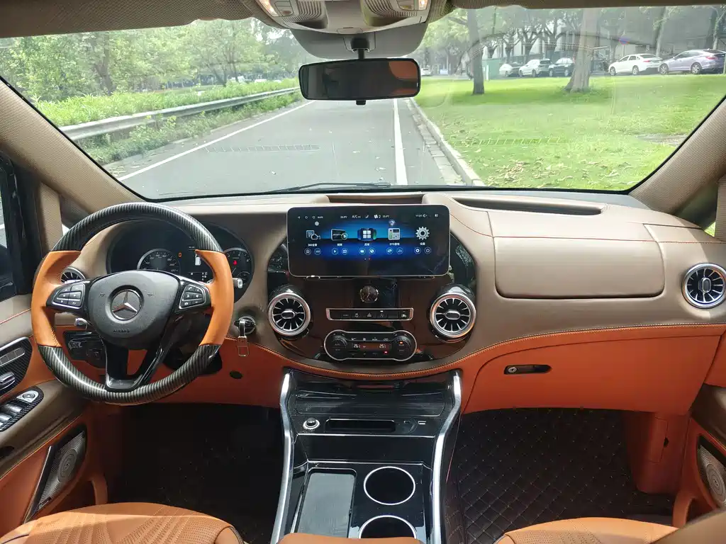 Vito 2023 2.0T Elite Edition 7 seats купить на сайте DeffCars