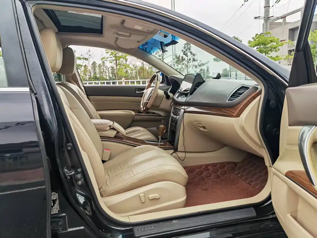 Teana 2011 2.5L XL Leading Edition купить на сайте DeffCars