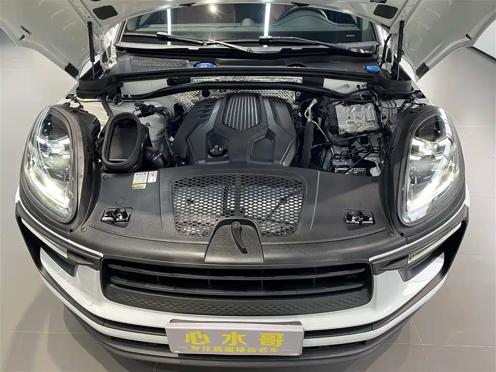 Macan 2023 Macan 2.0T купить на сайте DeffCars