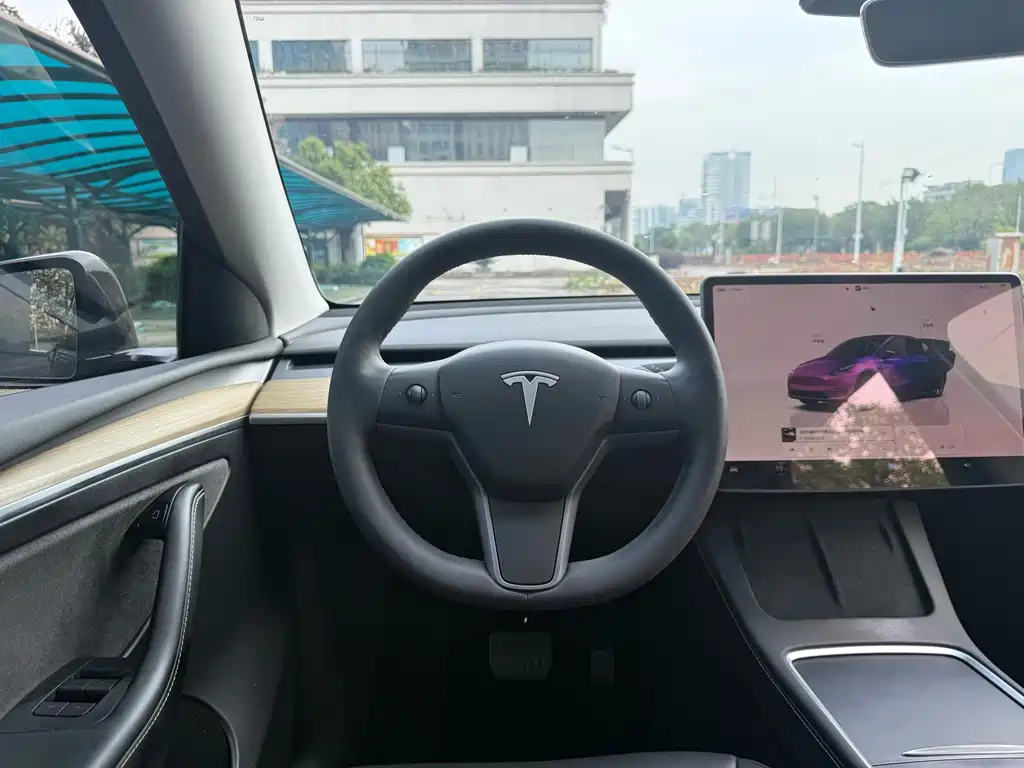 Model Y 2022 facelift rear-wheel drive version купить на сайте DeffCars