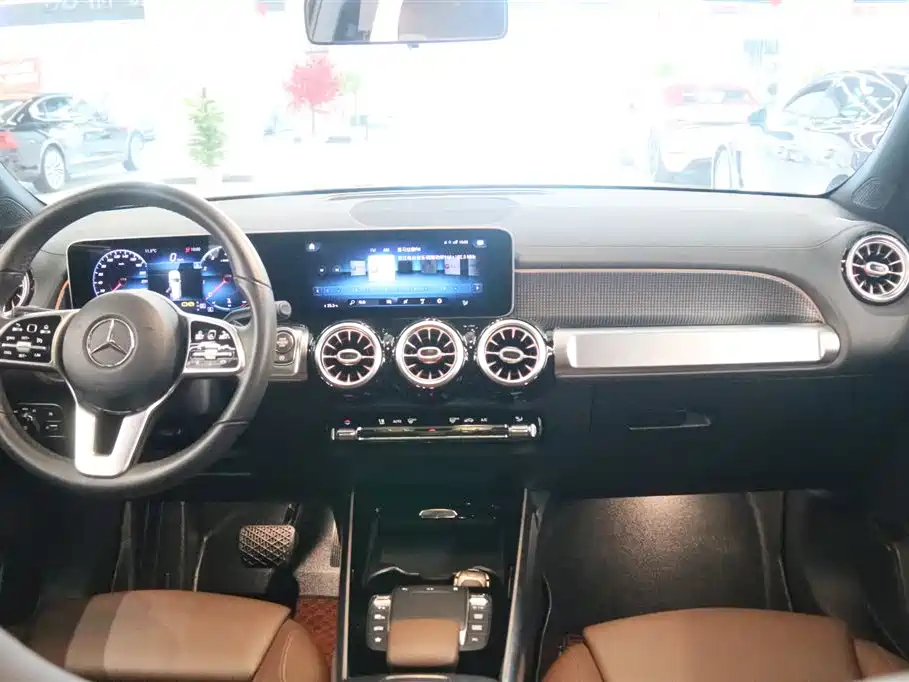 Mercedes-Benz GLB 2020 facelift GLB 200 fashion model купить на сайте DeffCars