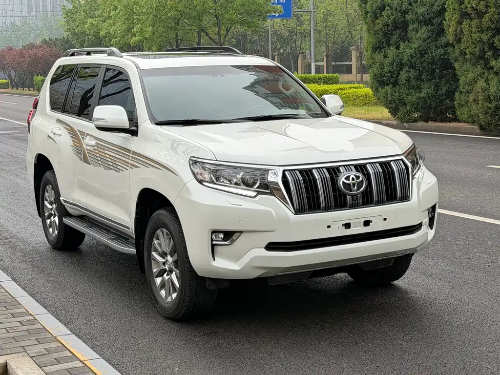 Prado 2018 3.5L automatic VX NAVI rear mounted spare tire купить на сайте DeffCars