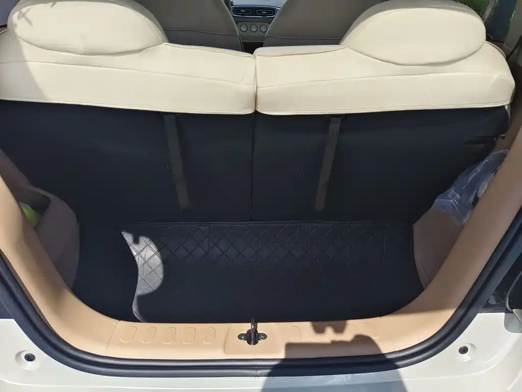 Hongguang MINIEV 2025 fourth generation four-door version advanced model купить на сайте DeffCars