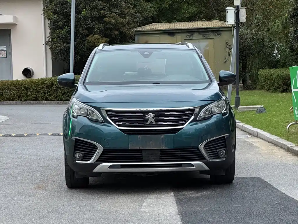 Peugeot 5008 2017 350THP 5-seat elite version купить на сайте DeffCars