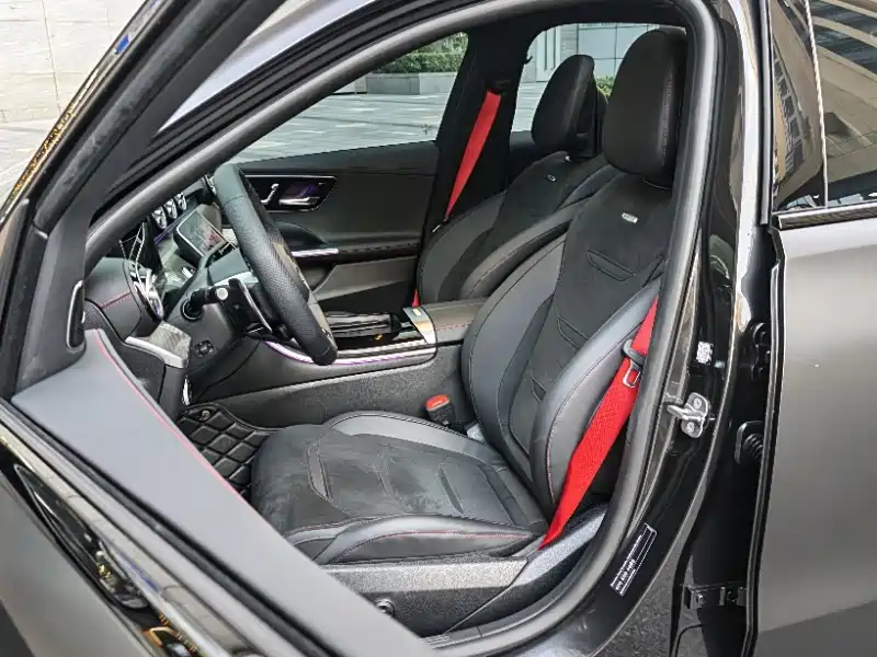 Mercedes-Benz C-Class AMG 2025 AMG C 43 4MATIC купить на сайте DeffCars