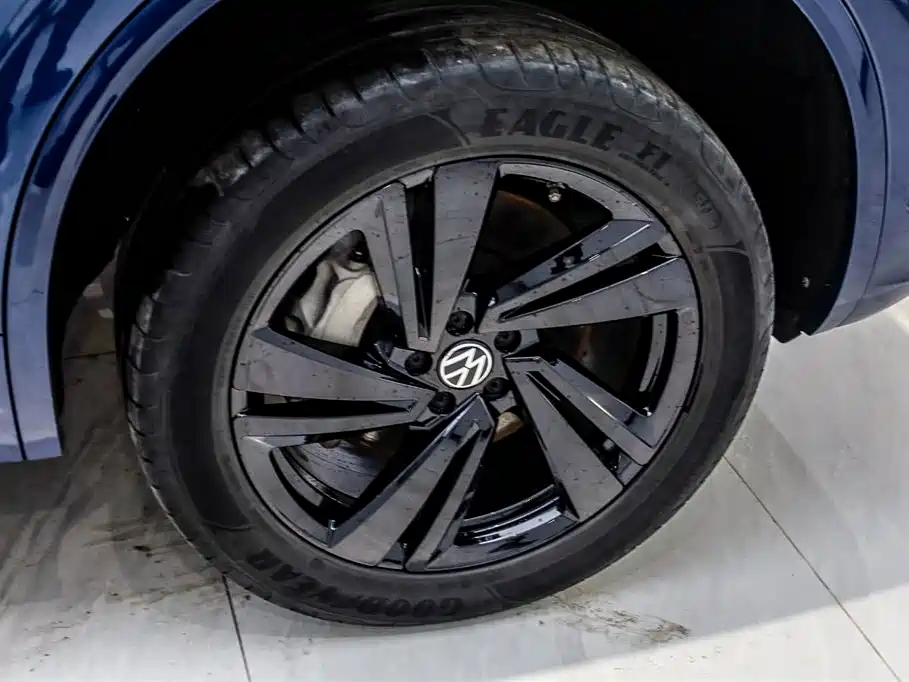 Touareg 2023 3.0TSI Ruixiang Edition Obsidian Sports Package купить на сайте DeffCars