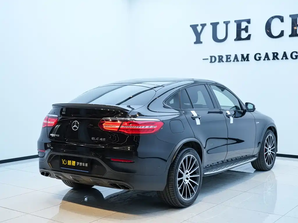 Mercedes-Benz GLC Coupe AMG 2017 AMG GLC 43 4MATIC Coupe SUV купить на сайте DeffCars