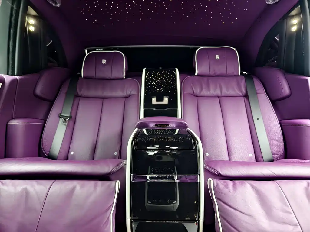 Phantom 2018 6.7T long wheelbase version купить на сайте DeffCars