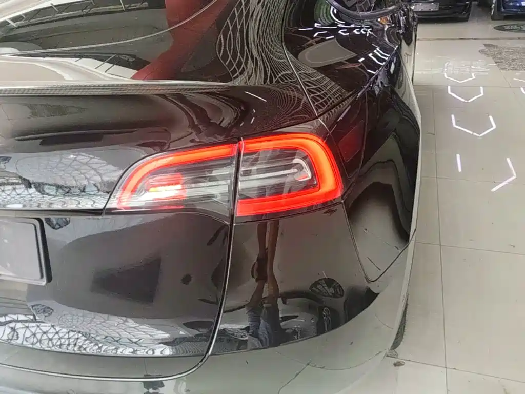 Model Y 2022 rear-wheel drive version купить на сайте DeffCars