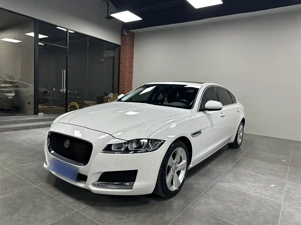 Jaguar XFL 2020 XFL 2.0T P200 2WD Elite Edition купить на сайте DeffCars