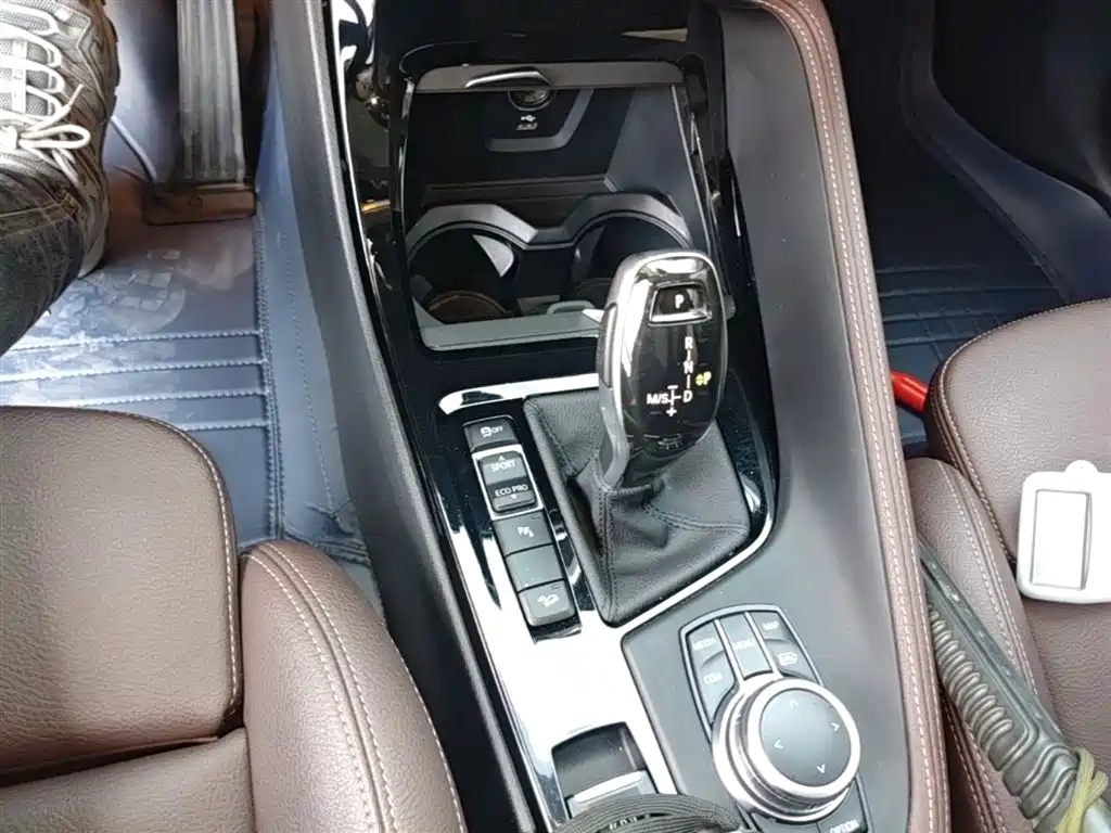 BMW X1 2021 xDrive25Li Exclusive Model купить на сайте DeffCars