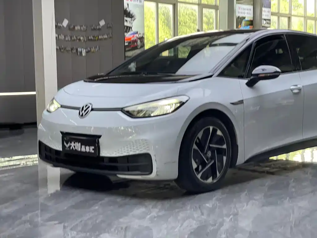 Volkswagen ID.3 2022 Pure pure version купить на сайте DeffCars
