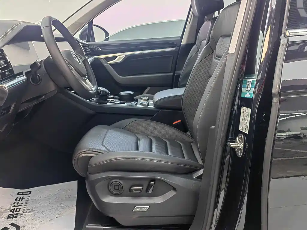 Touareg 2019 2.0TSI Sharp Wing Edition National VI купить на сайте DeffCars
