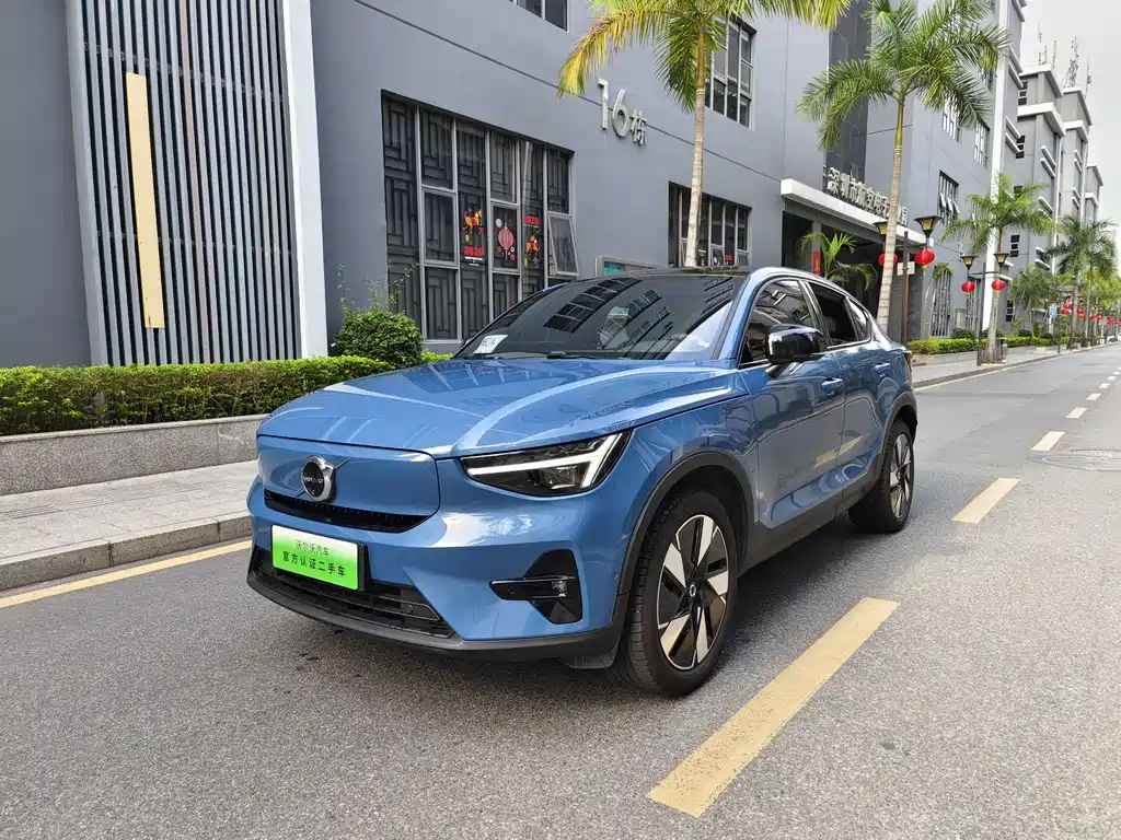 Volvo C40 2024 Long Range Edition PRO купить на сайте DeffCars