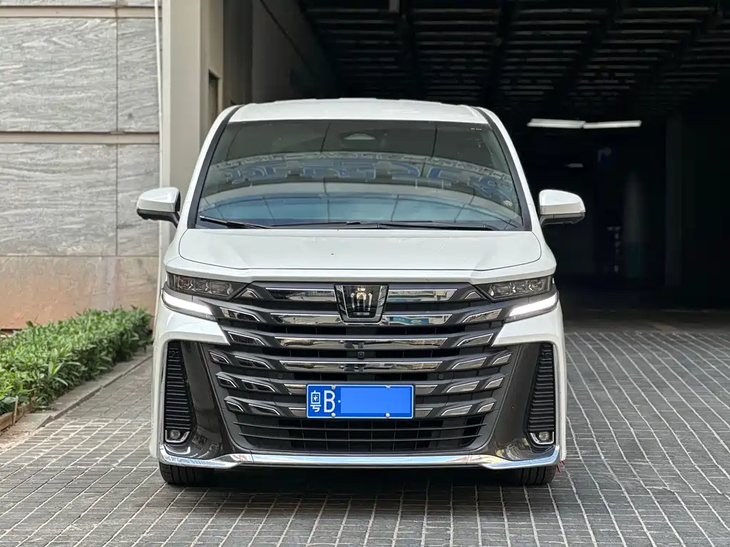 Wilfa 2024 Crown Dual Engine 2.5L Supreme Executive Edition купить на сайте DeffCars