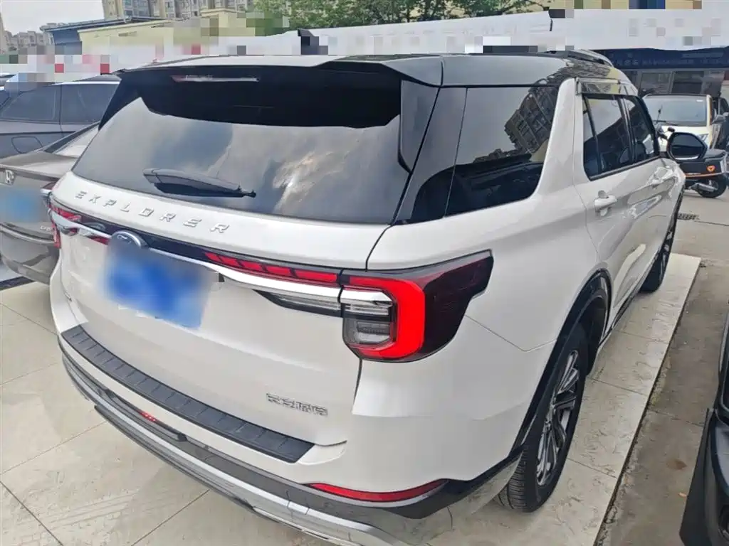 Explorer 2023 EcoBoost 285 four-wheel drive style plus version 7 seats купить на сайте DeffCars