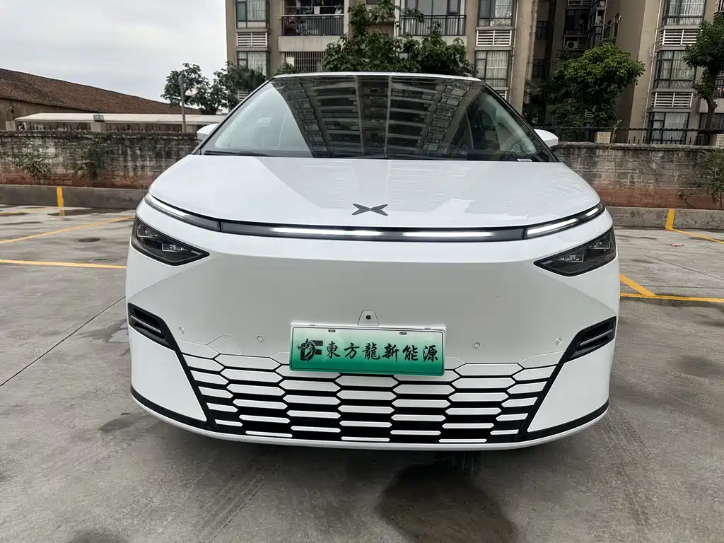 Xpeng X9 2025 pure electric 740 long battery life Max купить на сайте DeffCars