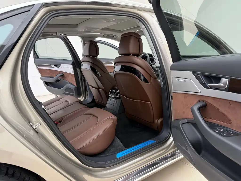 Audi A8 2013 A8L 45 TFSI quattro comfort type купить на сайте DeffCars