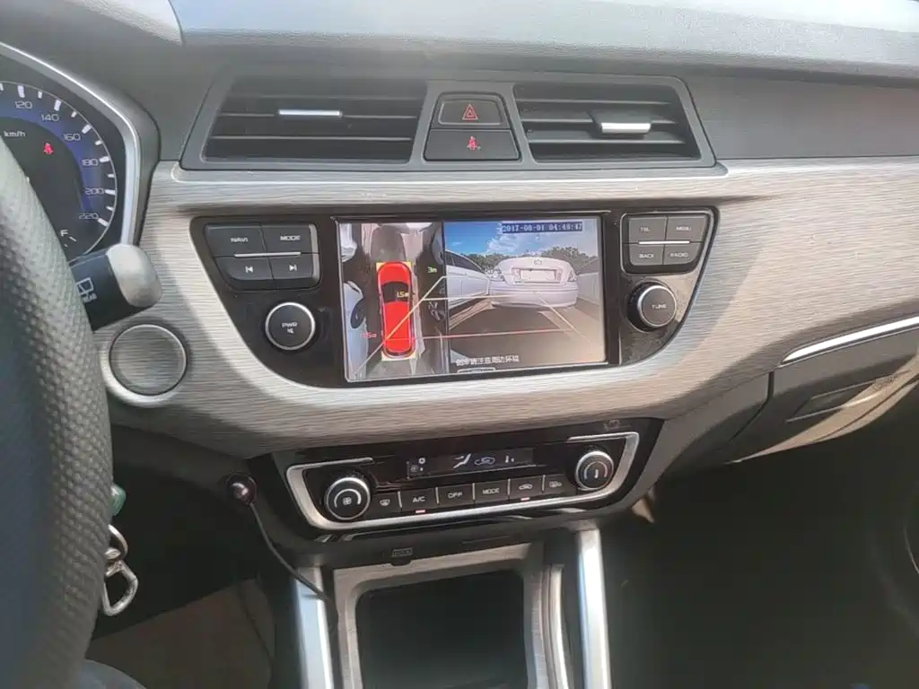 Vision X3 2017 1.5L manual premium model купить на сайте DeffCars