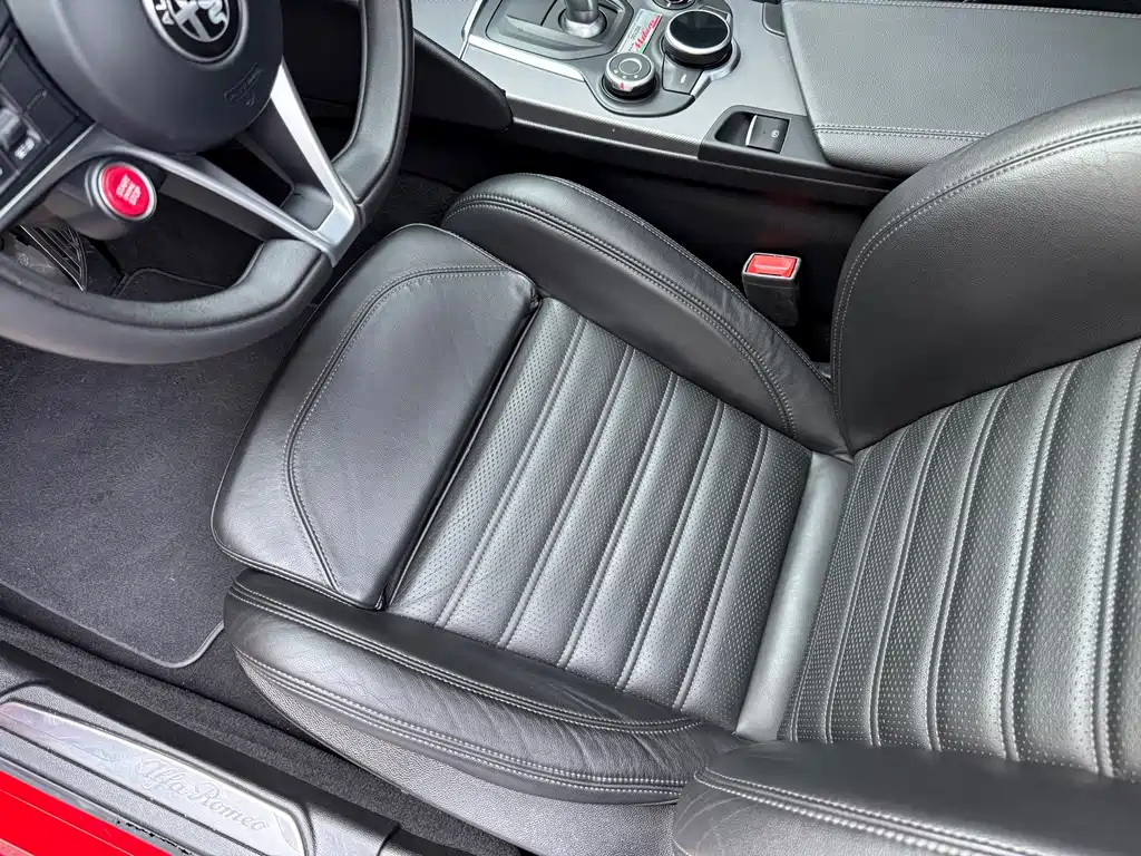 Giulia Juliet 2017 2.0T 280HP Milano Limited Edition купить на сайте DeffCars