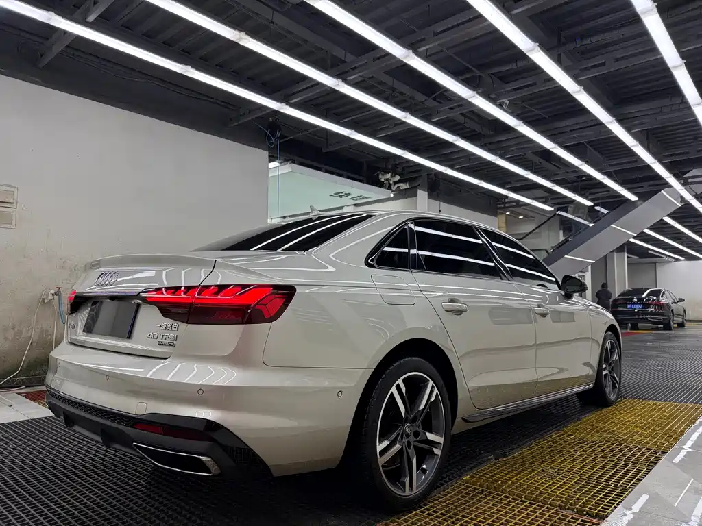 Audi A4L 2022 40 TFSI luxury and dynamic model купить на сайте DeffCars