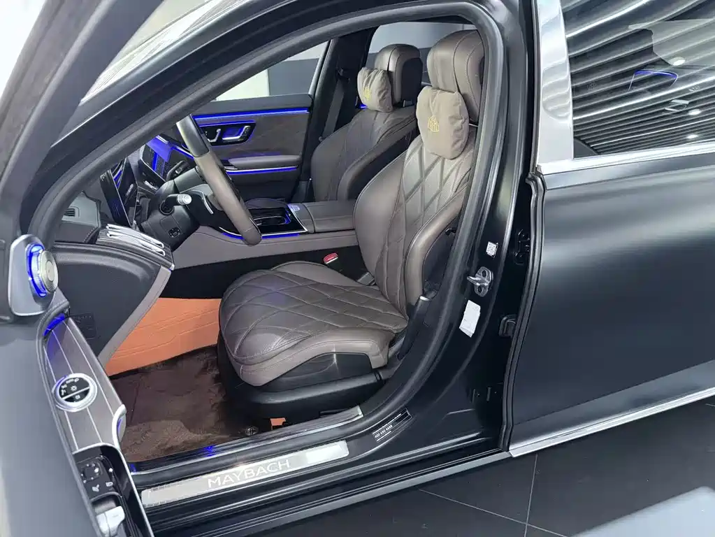 Maybach S-Class 2022 S 680 4MATIC Original Couture First Edition купить на сайте DeffCars