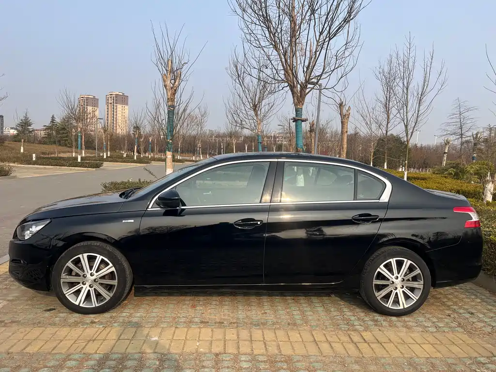 Peugeot 408 2018 350THP Automatic Deluxe Edition купить на сайте DeffCars