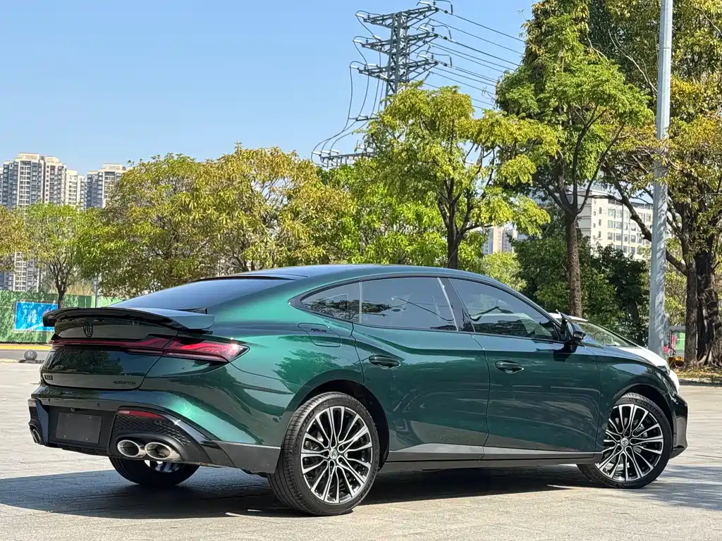 MG7 2023 2.0T Automatic Beauty Hunting Luxury Edition купить на сайте DeffCars