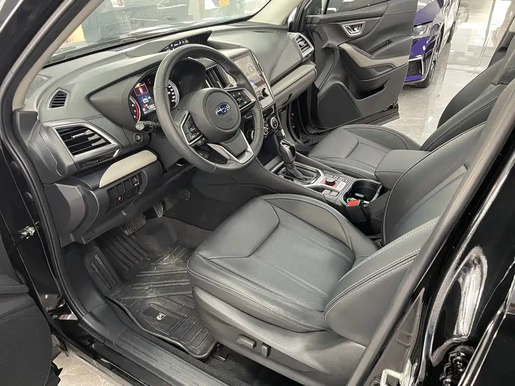 Forester 2022 2.0i AWD Deluxe Edition EyeSight купить на сайте DeffCars